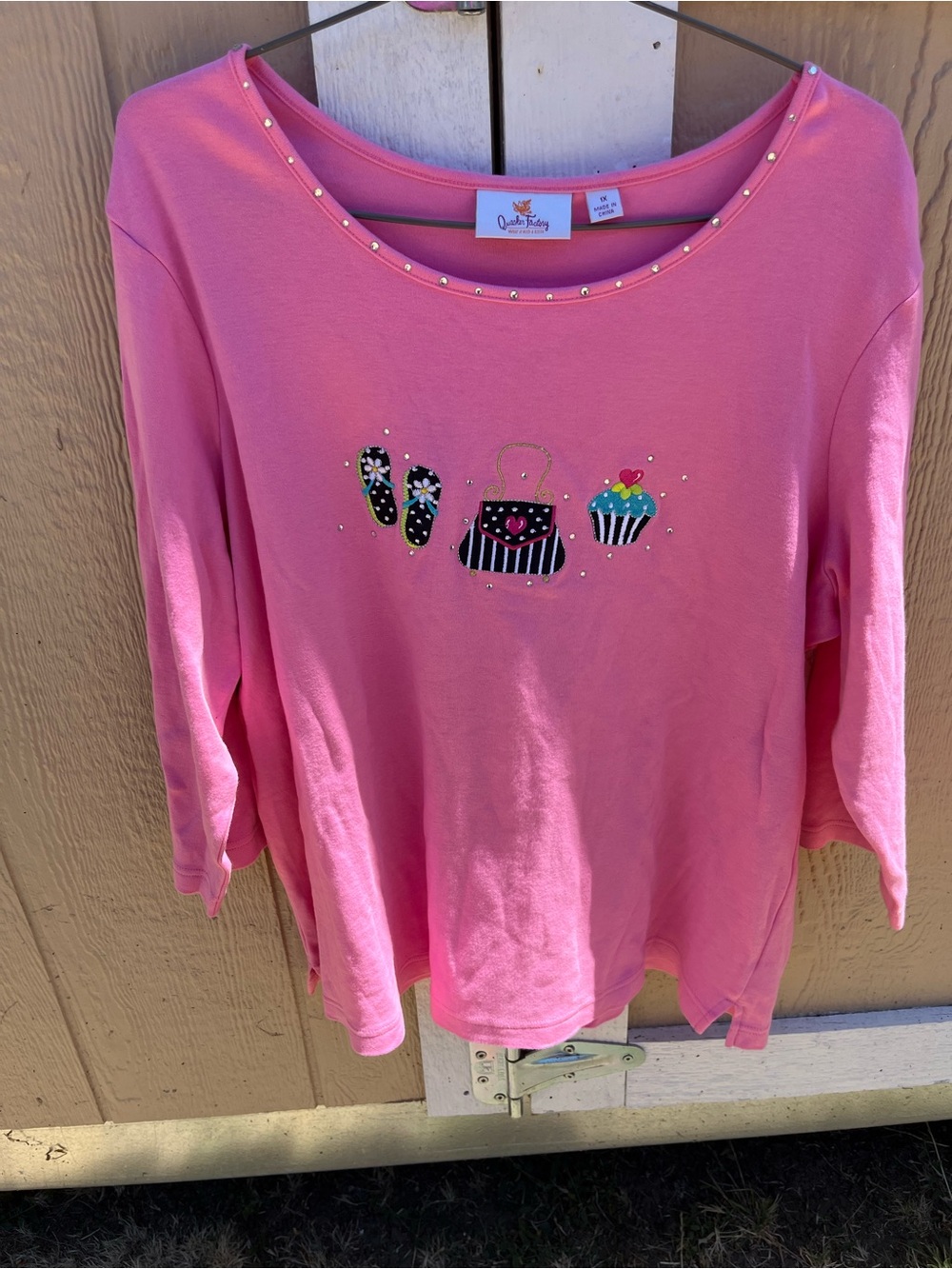 Women’s Pink Sweatshirt